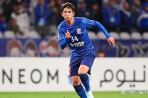 中欧体育官方网站-转折点上海申花复出首秀，NBA总决赛关键时刻攻防权衡，引发热议，更衣室氛围转暖(上海体育场有卖申花球衣的吗)