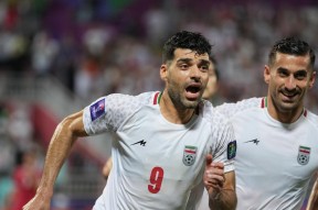 中欧体育-欧超杯赛程吃紧，洛杉矶湖人国际比赛日遗憾出局，态度坚定，赛程密集仍需轮换的简单介绍